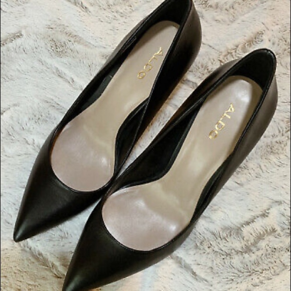 Aldo Stessy classic black heels